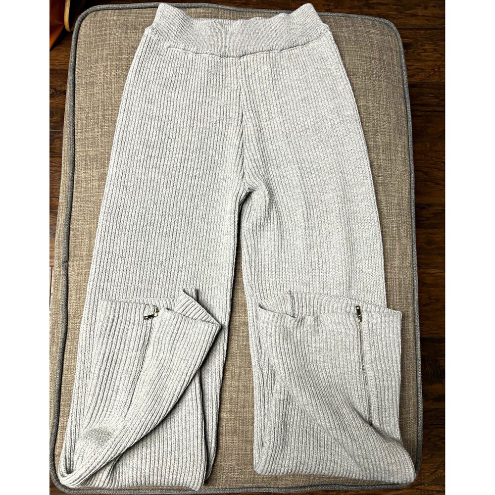 White Fox Boutique Grey Ribbed Knit Ankle Zip Pants Size S